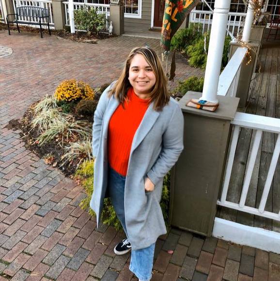 Meet your Posher, Katia - Picture 1 of 1